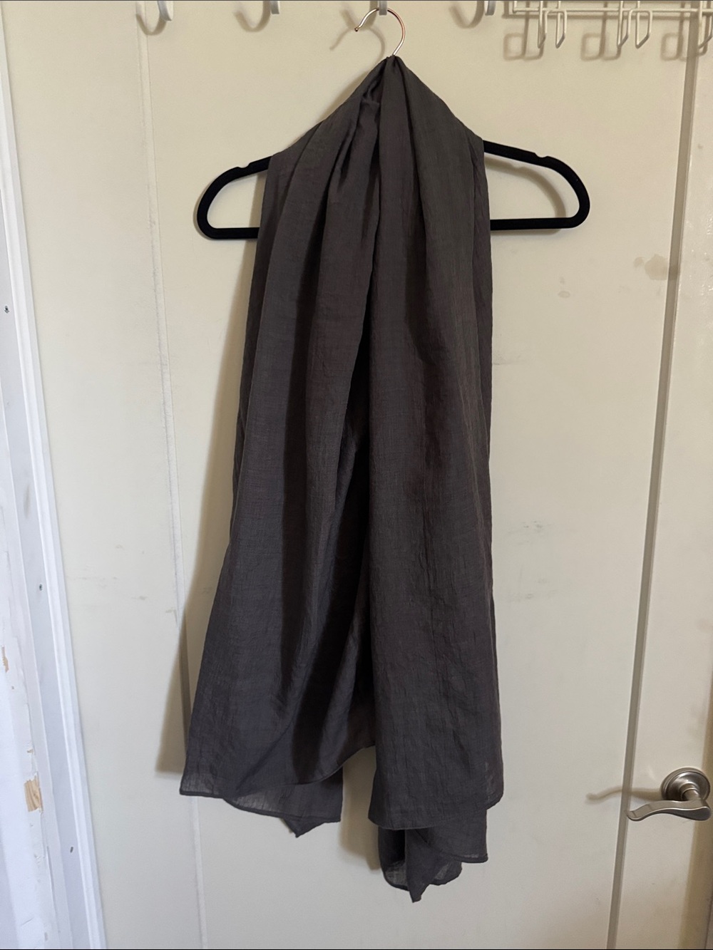 Lightweight Gray Scarf - Versatile Everyday Wrap
